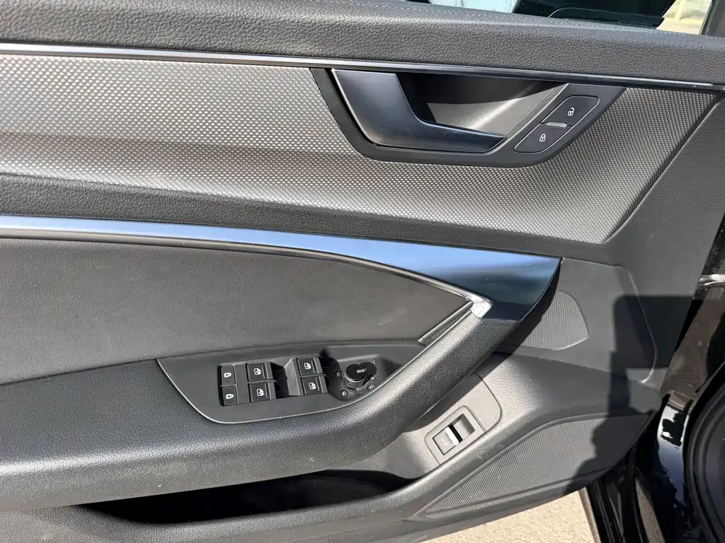 Audi A6L 2022 45 TFSI Zhenxuan Dynamic Edition