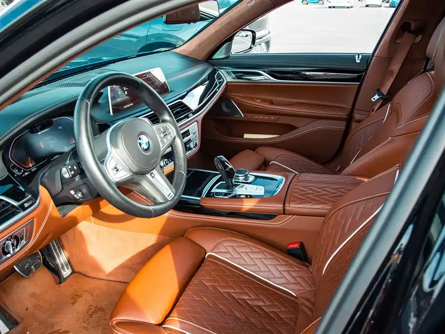 BMW 7 Series 2019 740Li xDrive Executive M Sport Package