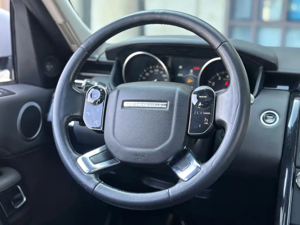 Land Rover Discovery 2019 3.0 SC V6 SE