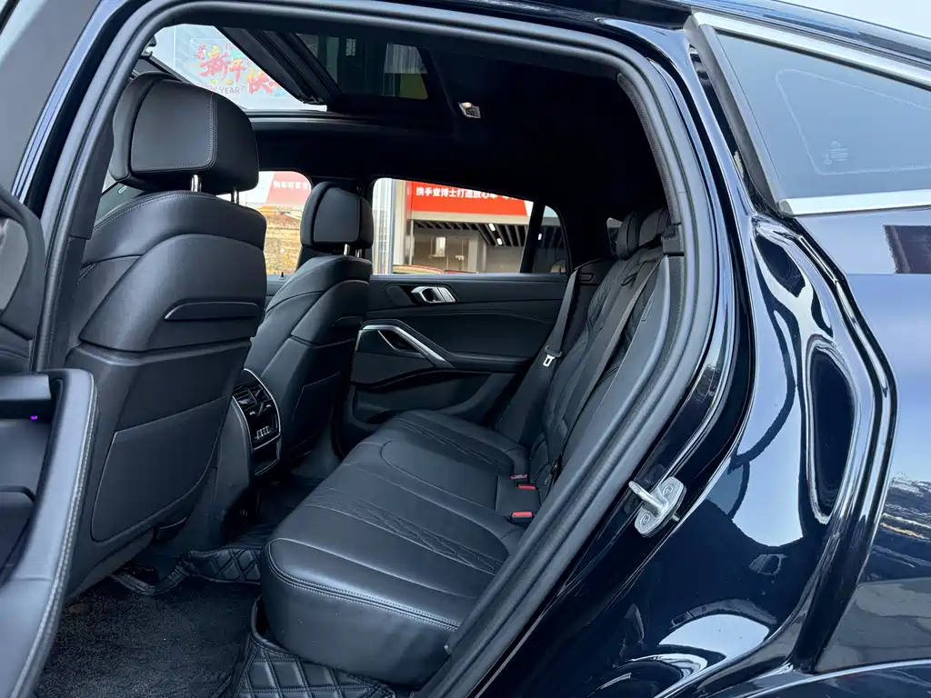 BMW X6 2022 xDrive40i Premium M Sport Package - фото 15