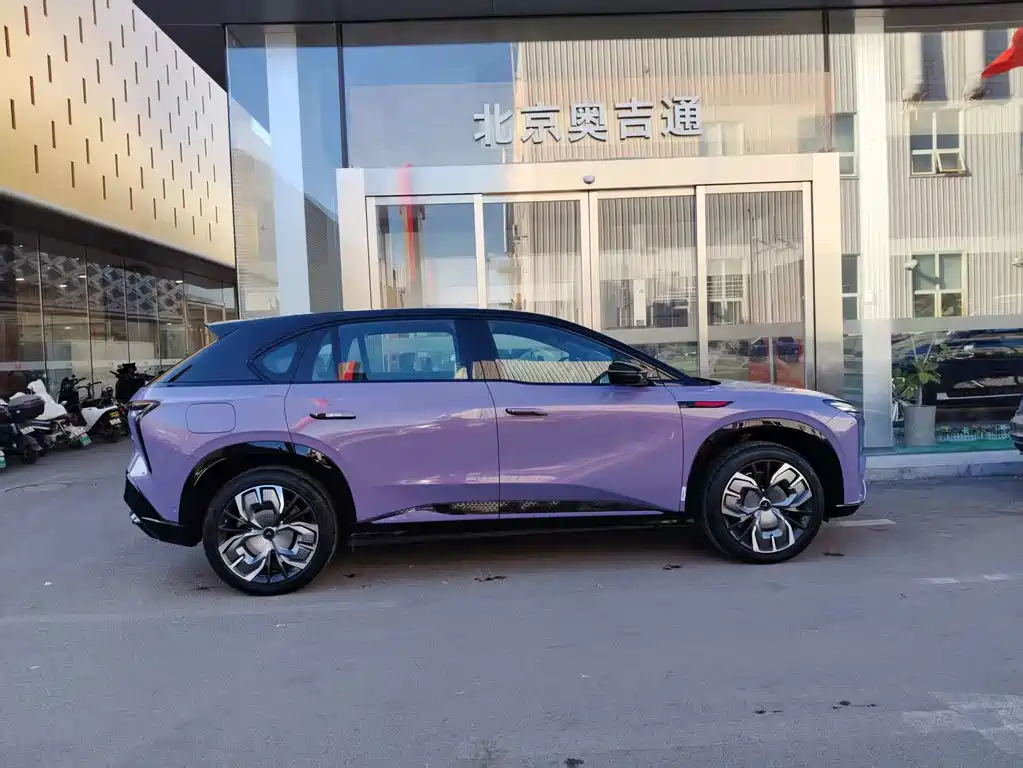Hongqi Tiangong 08 2025 680 Ultra AWD