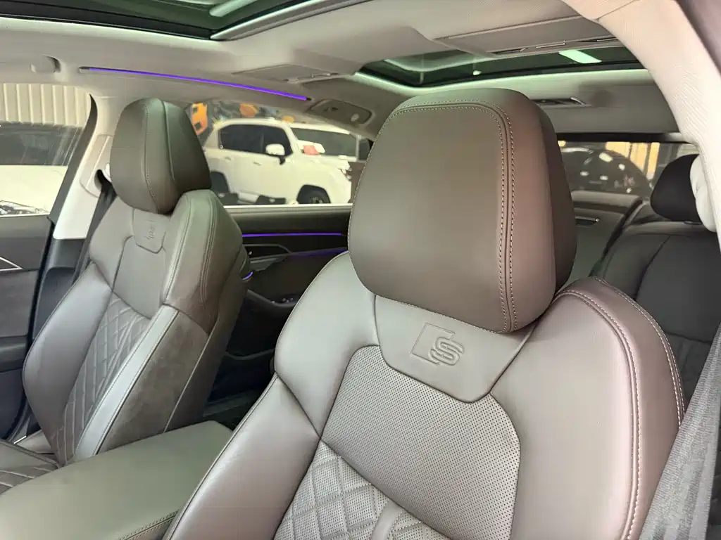 Audi A8 2021 A8L 50 TFSI quattro Comfort Edition
