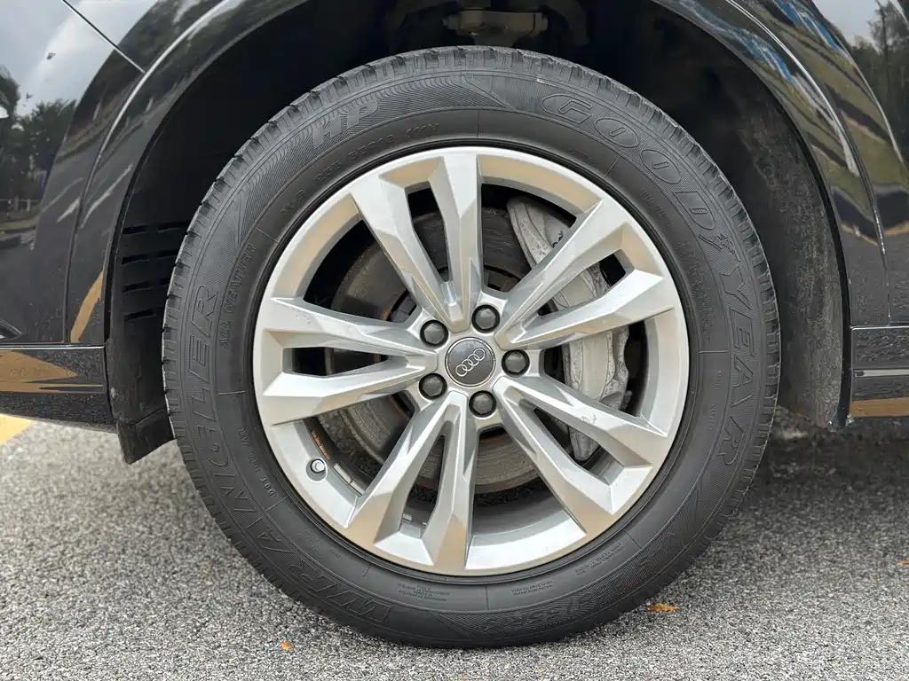 Audi Q7 2016 45 TFSI Technik