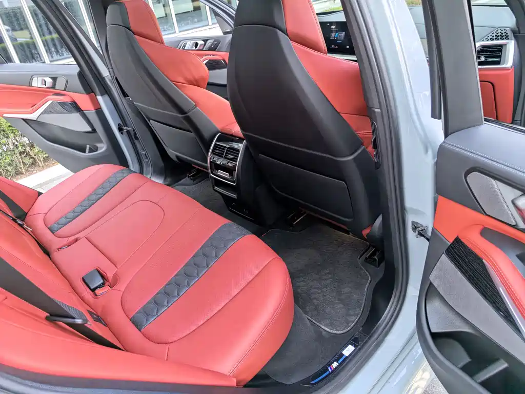 BMW X5 M 2023 X5 M Competition - фото 28