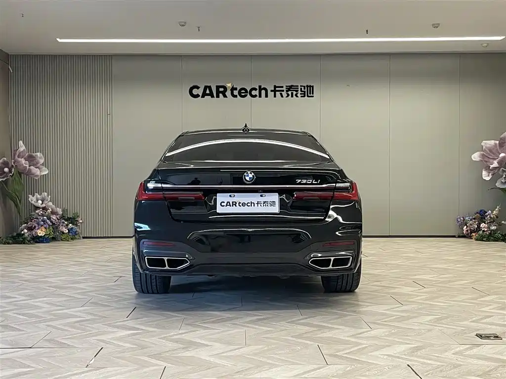 BMW 7 Series 2016 730Li Leading Edition - фото 6