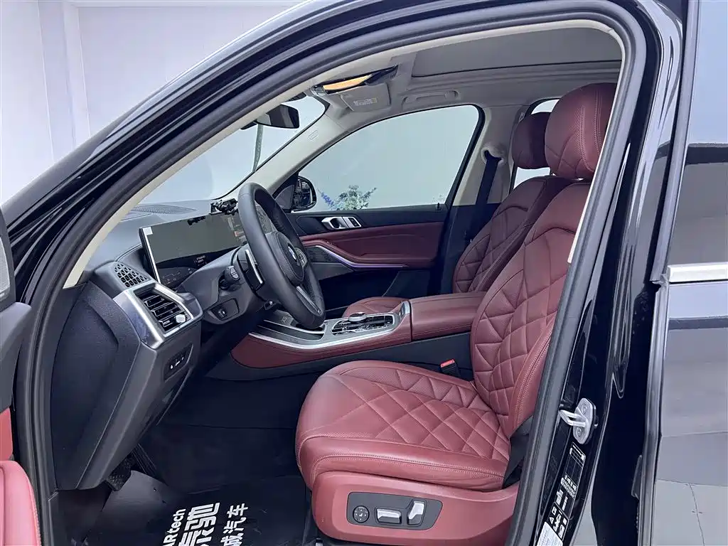 BMW X5 2023 xDrive 30Li Premium M Sport Package - фото 18