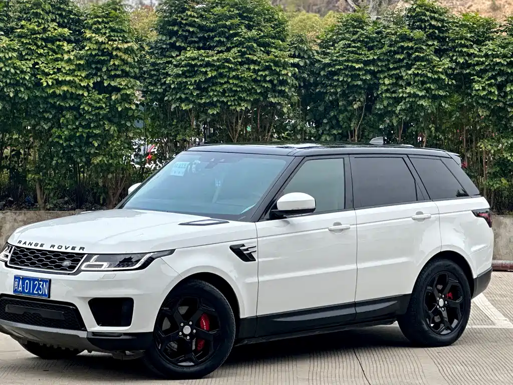 2022 Range Rover Sport 3.0 L6 SE