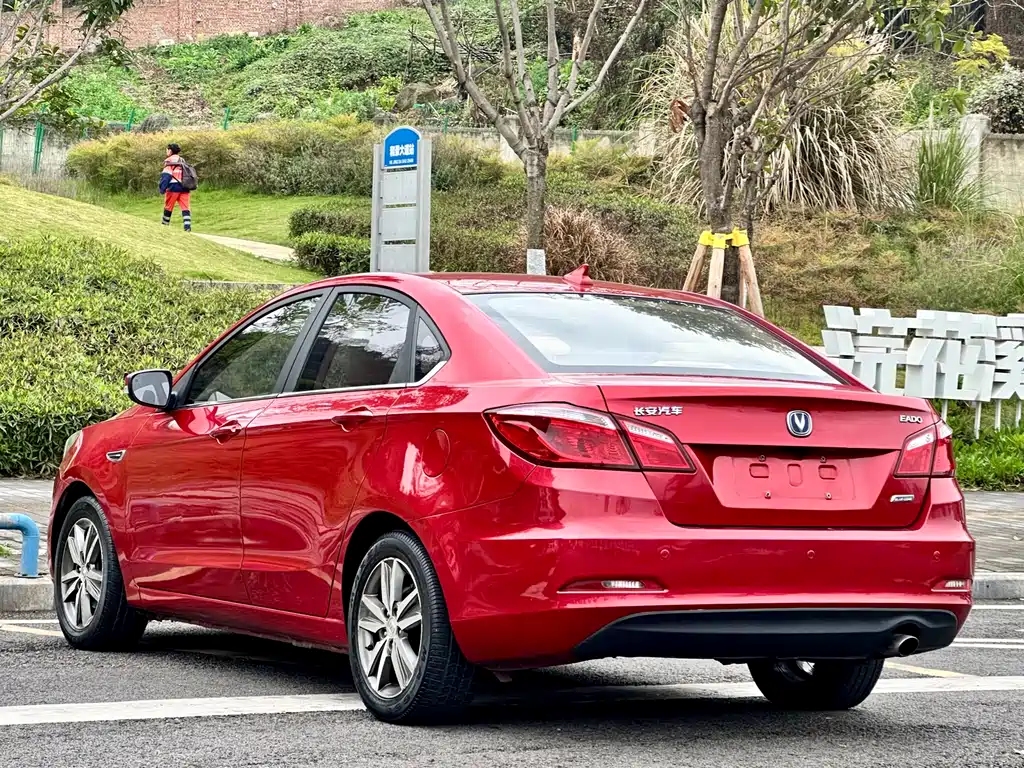 Eado 2015 1.6L Automatic Luxury