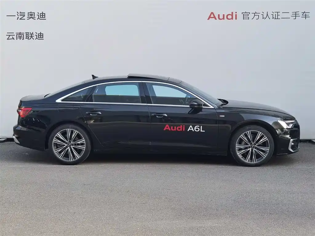 Audi A6L 2025 45 TFSI quattro Zhenxuan Dynamic Edition - фото 4