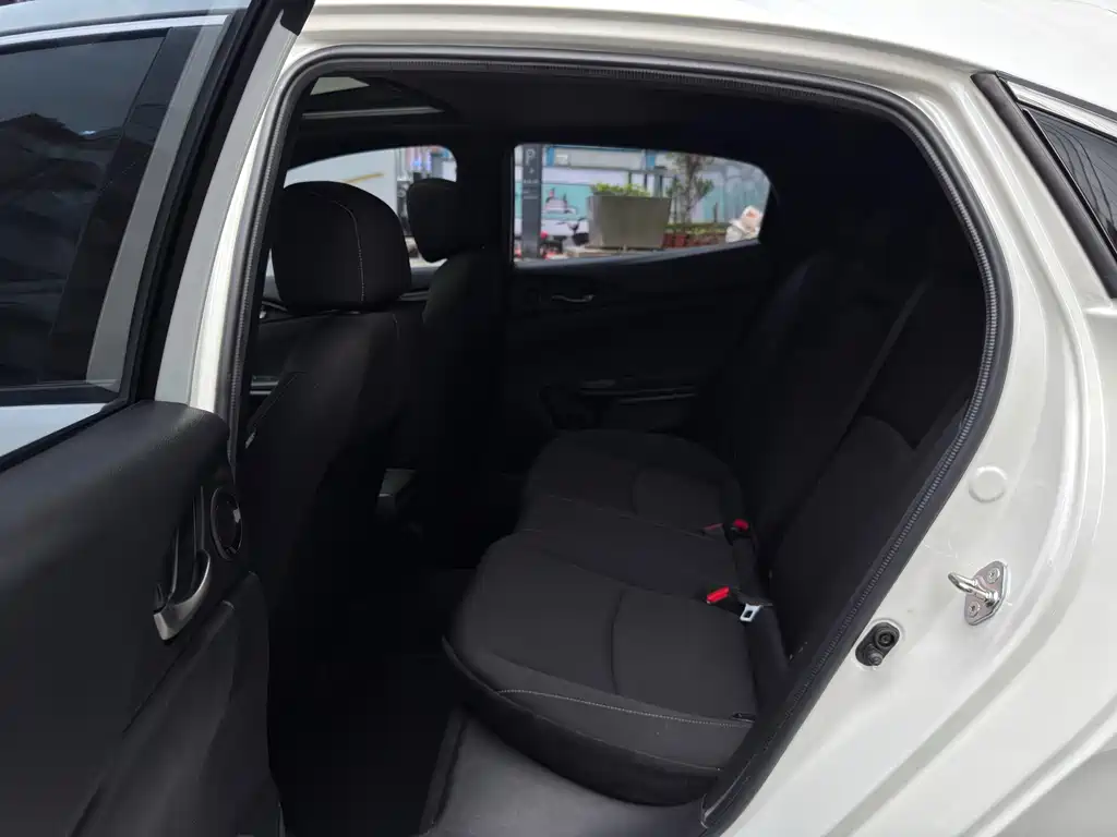 Honda Civic 2021 HATCHBACK 220TURBO CVT Elite Edition