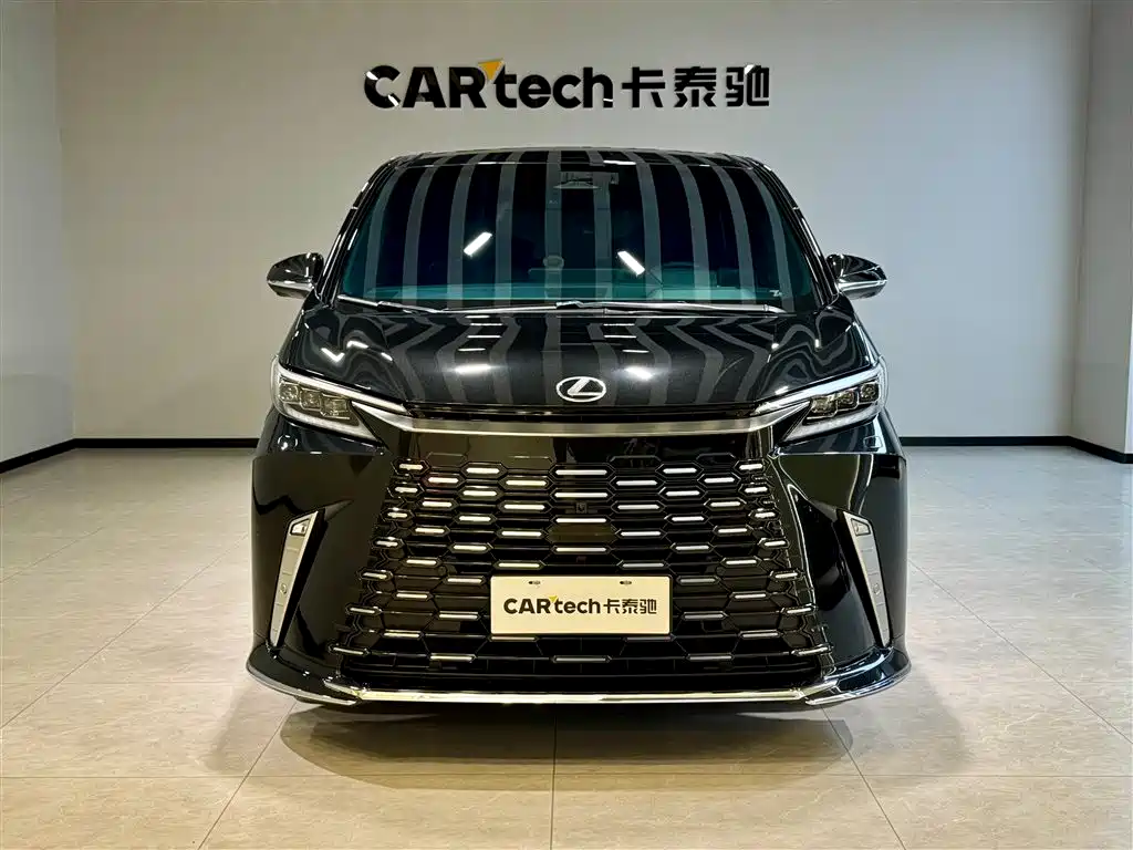 Lexus LM 2023 350h 7-Seat Elegant Edition