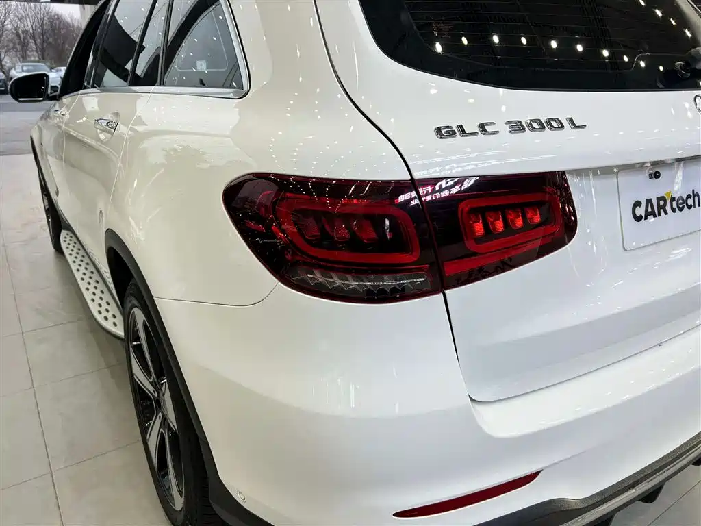 Mercedes-Benz GLC 300 L 4MATIC