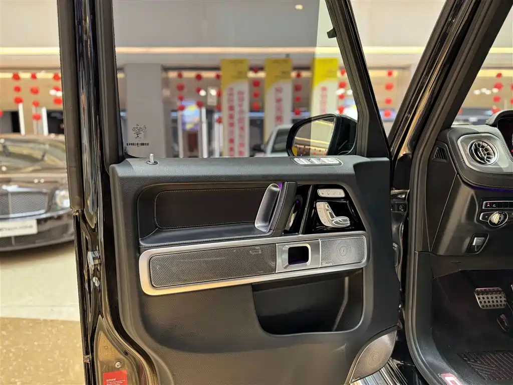 Mercedes-Benz G-Class 2022 G 500