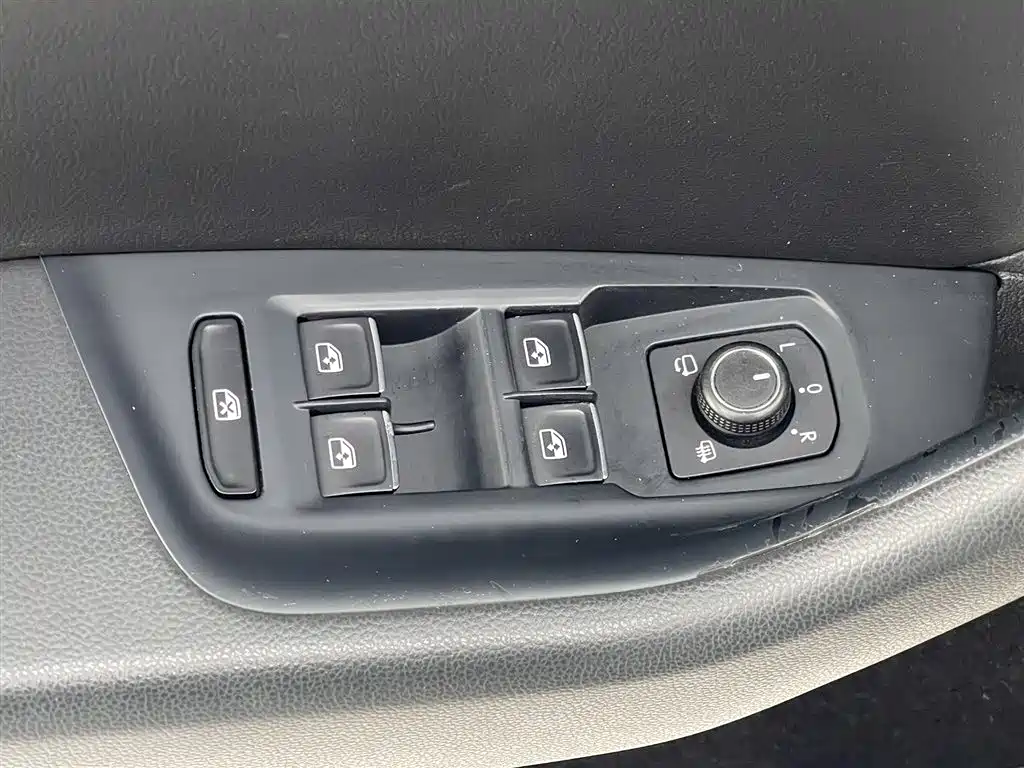 Volkswagen Magotan 2020 330TSI DSG Leading Edition