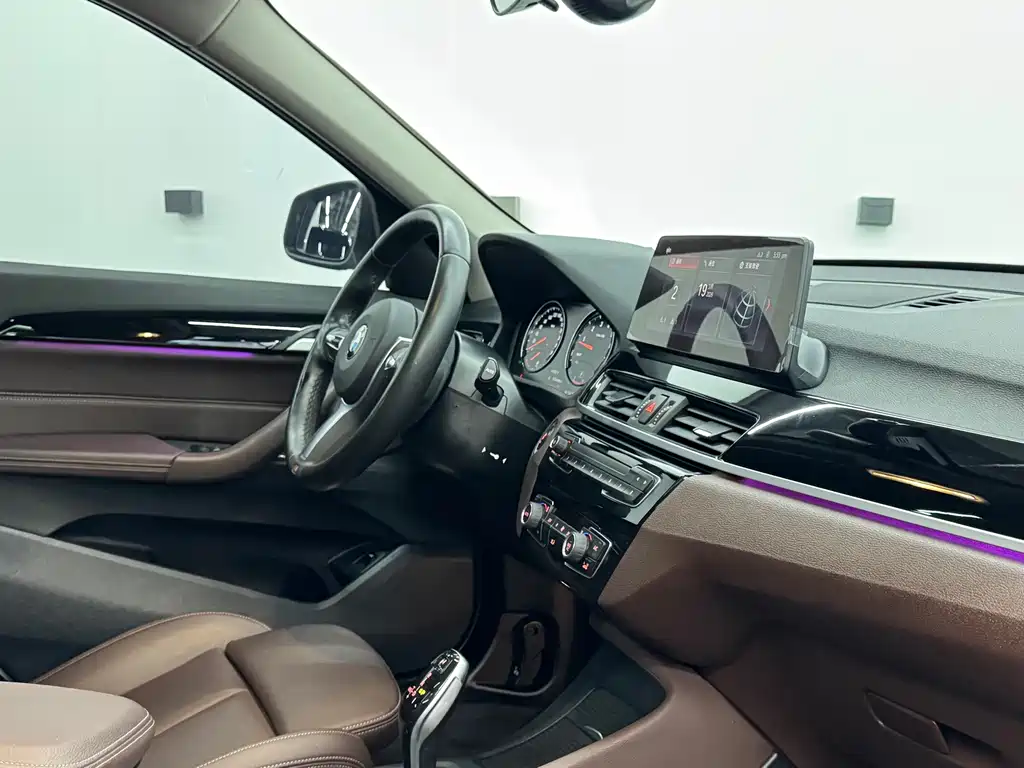 BMW X1 2022 sDrive25Li Leading Edition