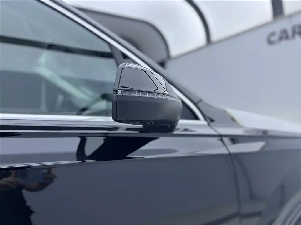 Audi Q7 2025 55 TFSI quattro S line