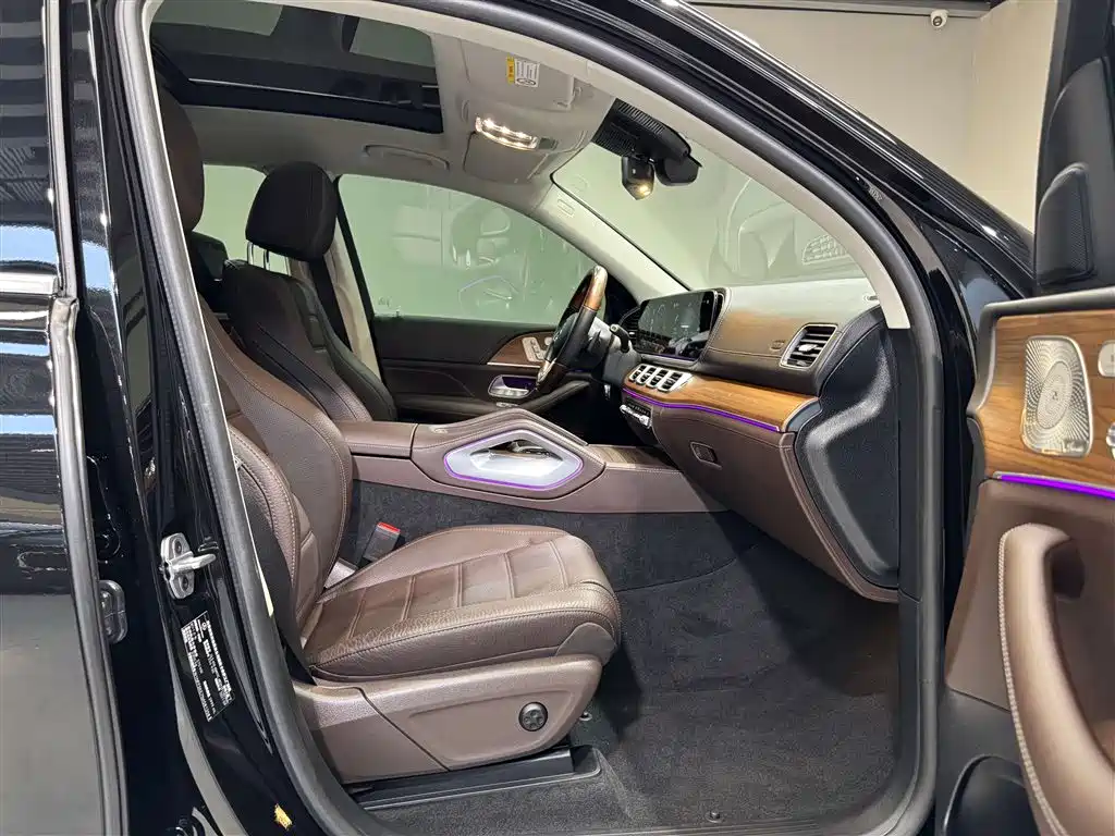 Mercedes-Benz GLS 450 4MATIC Luxury (2021 Facelift)