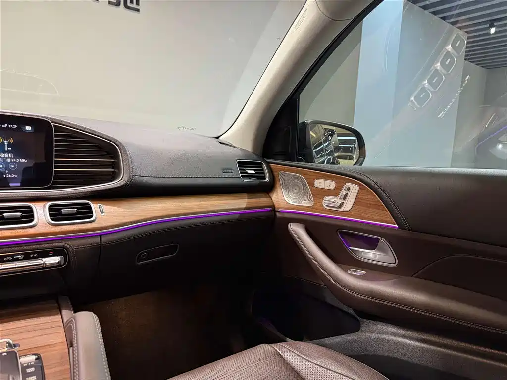 Mercedes-Benz GLS 450 4MATIC Luxury (2021 Facelift)