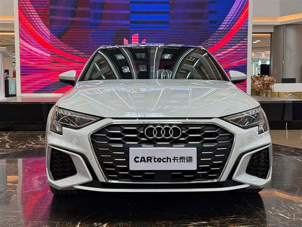 Audi A3L Limousine 2024 35 TFSI Luxury Sport