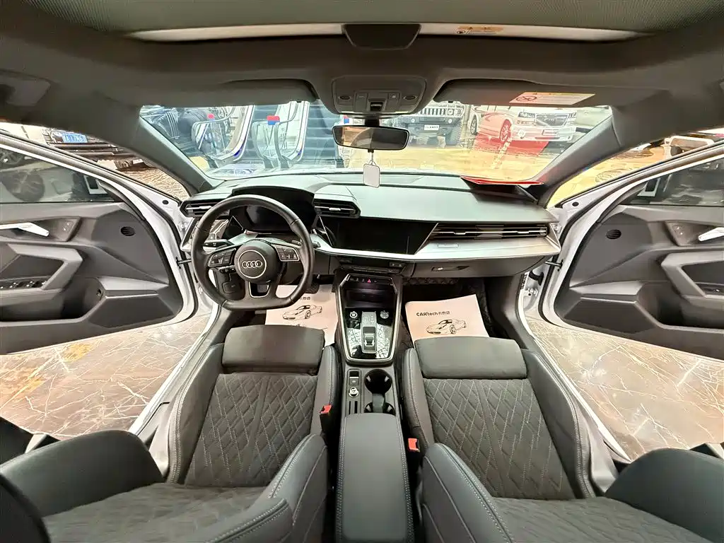 Audi A3L Limousine 2024 35 TFSI Luxury Sport