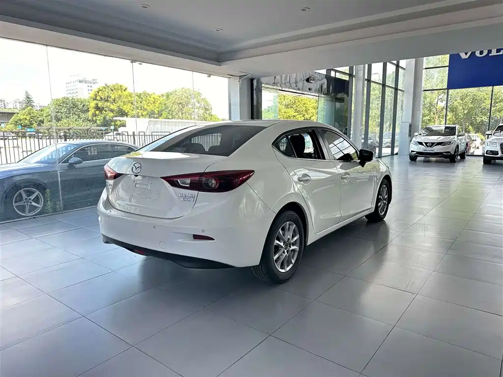 Mazda 3 Axela