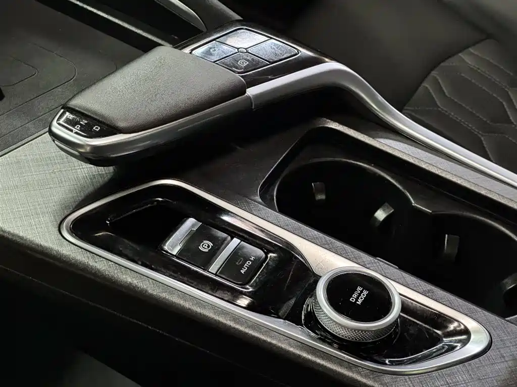 Changan UNI-T 2022 2.0T Pilot Edition