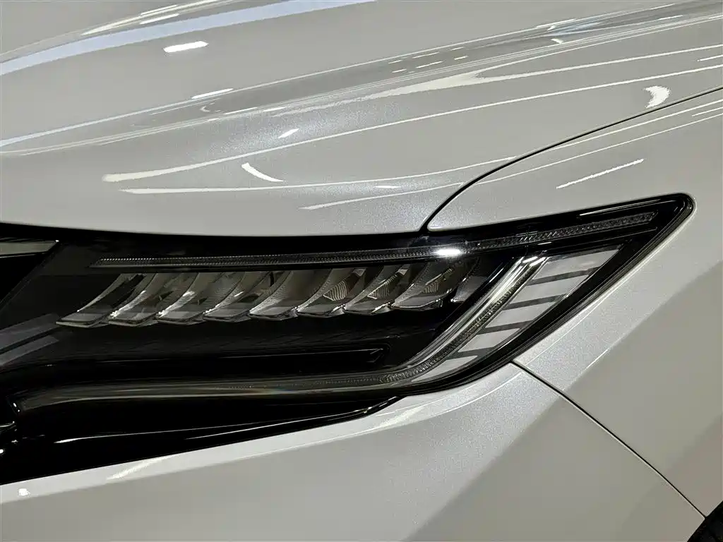 Honda UR-V 2023 370TURBO 2WD Zunya Edition