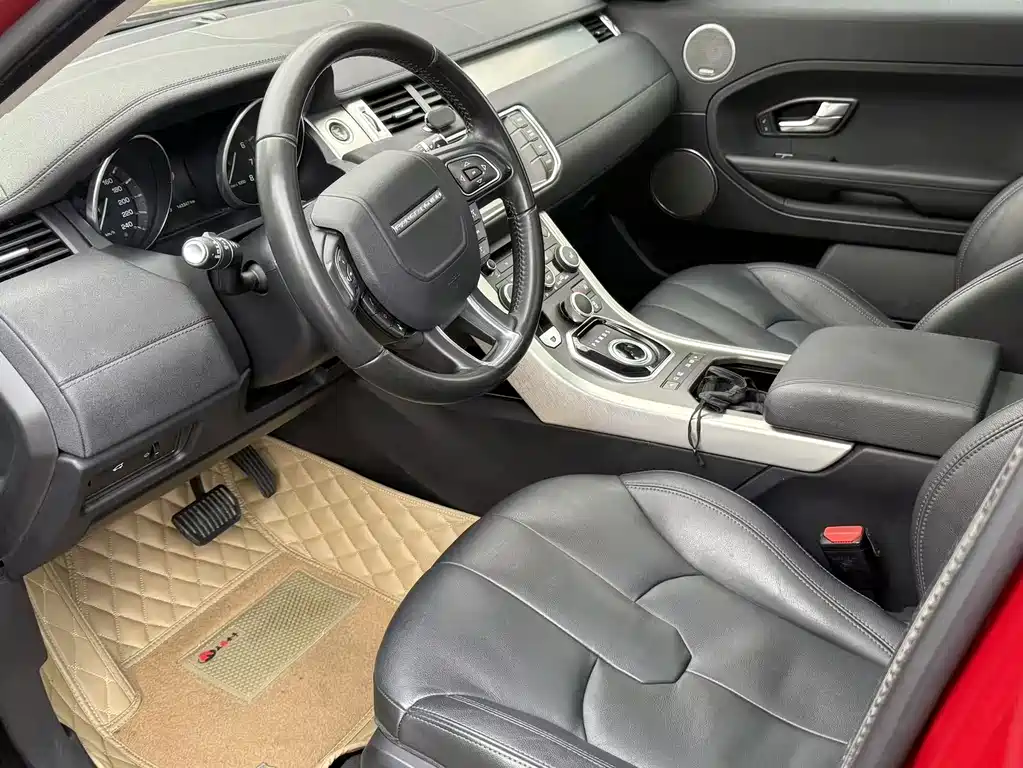 Range Rover Evoque 2015 2.0T 5-door Dynamic Edition