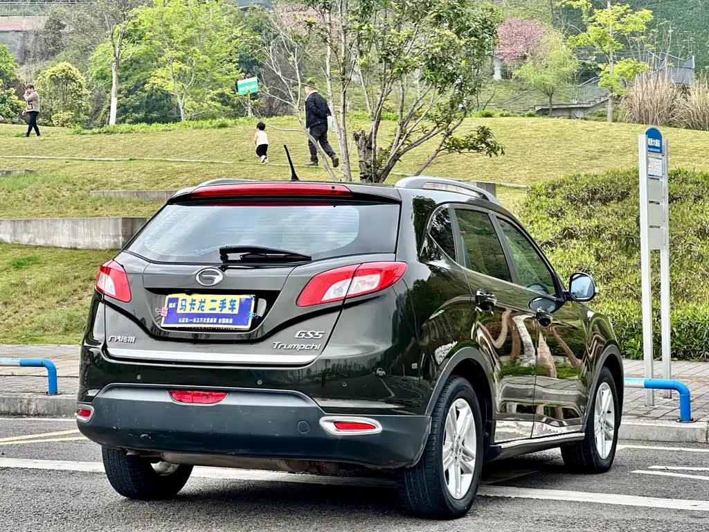 Trumpchi GS5 2014 2.0L Manual FWD Anniversary Edition