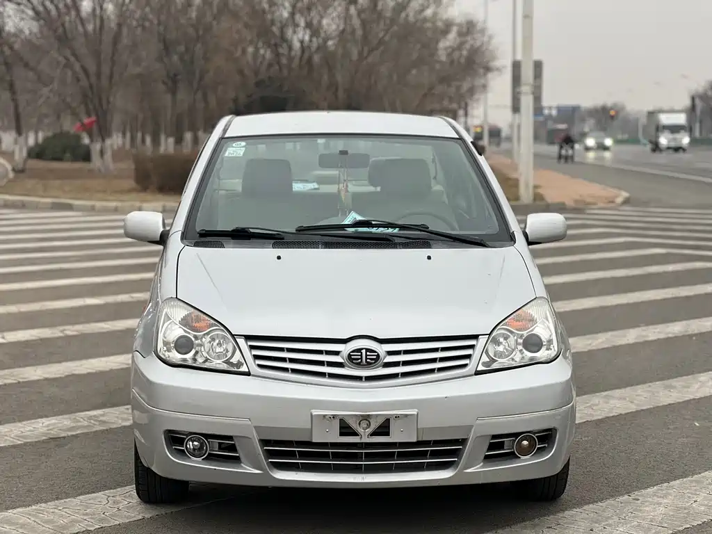 Vela 2013 1.5L Manual