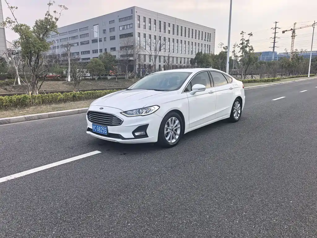 Ford Mondeo 2020 EcoBoost 180 Fashion