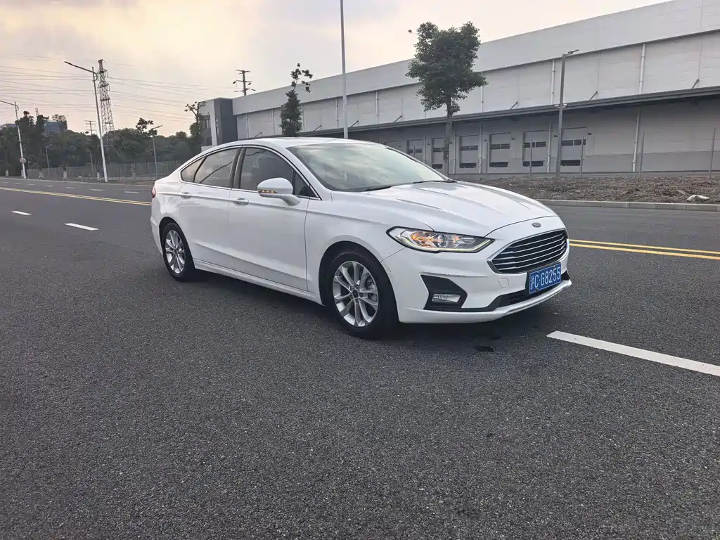 Ford Mondeo 2020 EcoBoost 180 Fashion