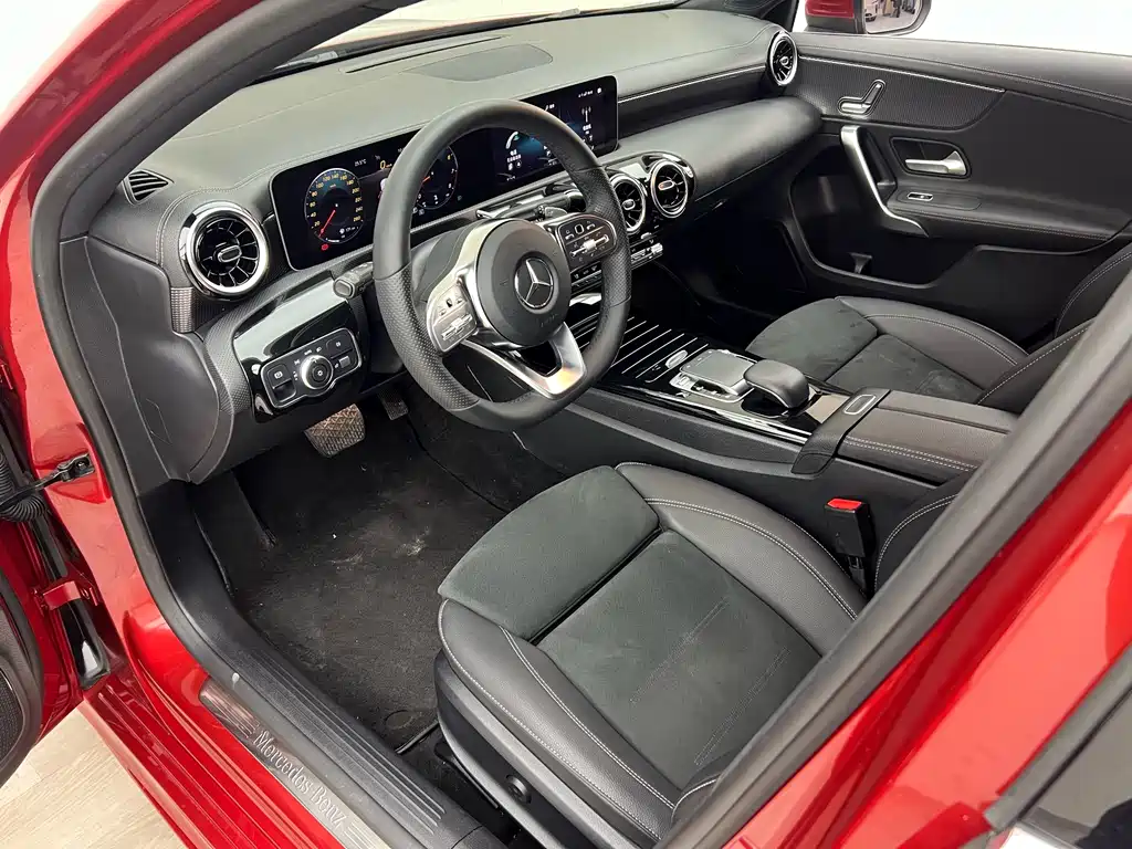 Mercedes-Benz A-Class 2019 A 200 L