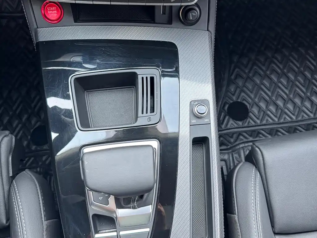 Audi Q5L 2022 40T RS Kit Burning Speed Edition