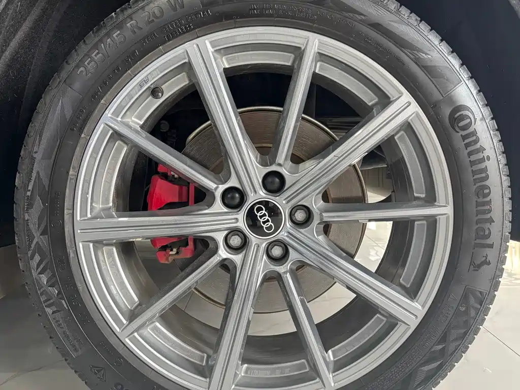 Audi Q5L 2022 40T RS Kit Burning Speed Edition