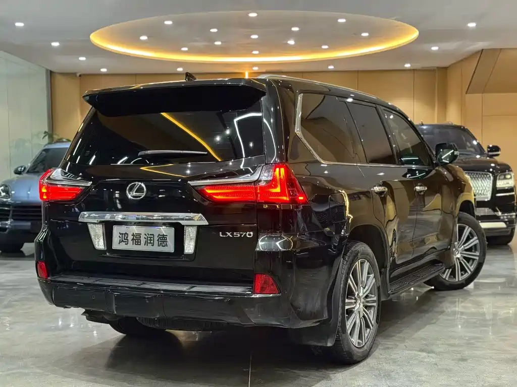 Lexus LX 570 2015 Middle East Edition