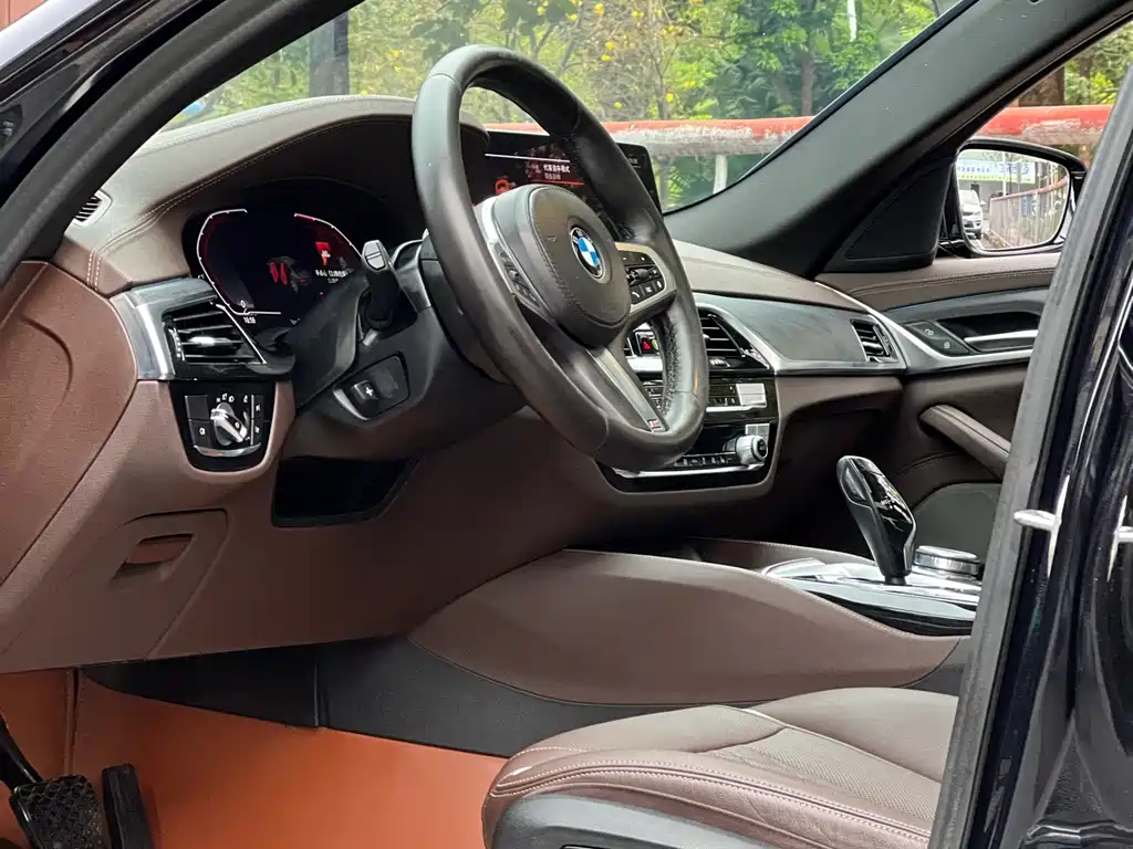 BMW 5 Series PHEV 2021 535Le M Sport Package - фото 11