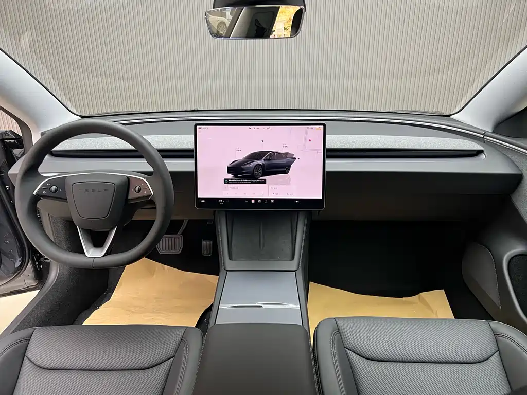 Model 3 RWD (2025 Refresh)
