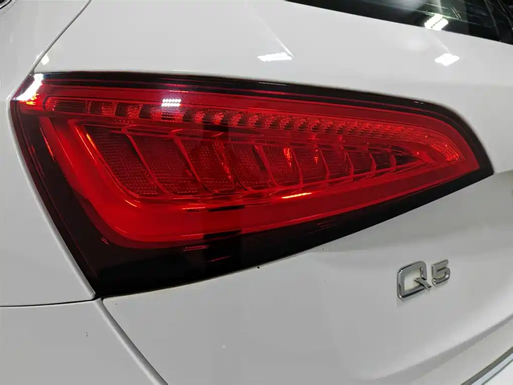 Audi Q5 2017 40 TFSI Technik