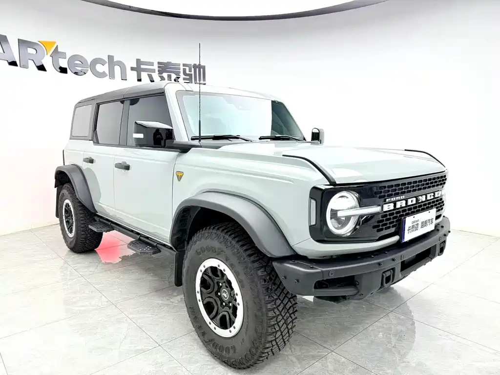 Ford Bronco 2024 2.3T Badlands