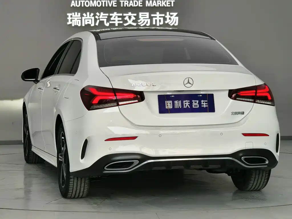 Mercedes-Benz A-Class 2022 Facelift 3 A 200 L Sport Sedan Fashion Edition