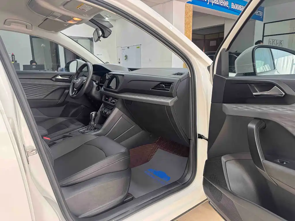 Volkswagen Tharu 2022 280TSI FWD Fashion Edition