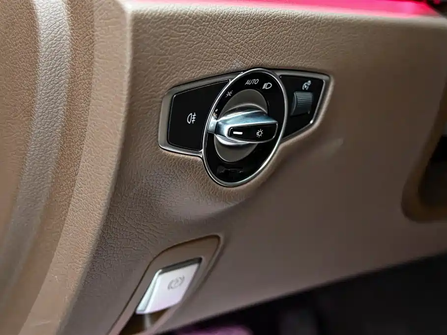 Mercedes-Benz E-Class 2023 Facelift E 300 L Luxury