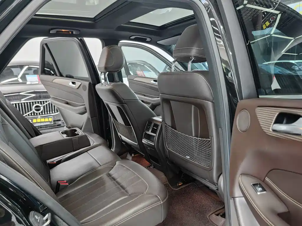 Mercedes-Benz GLE 400 4MATIC Collector's Edition