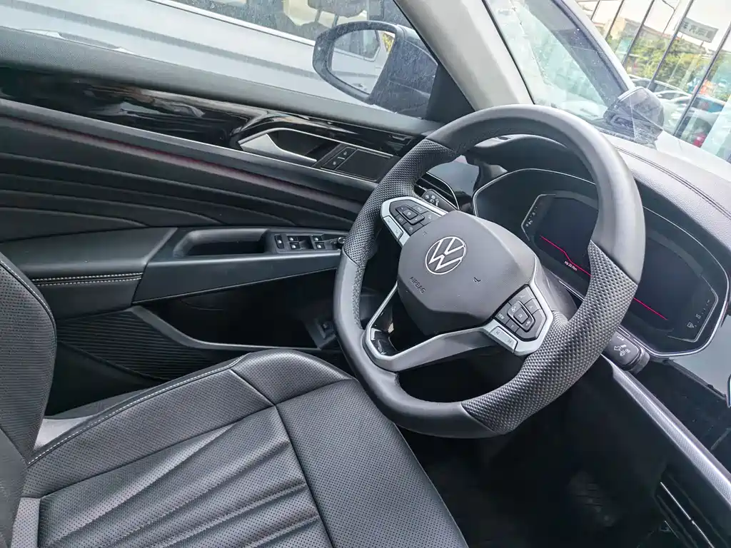 Volkswagen Passat 2025 380TSI Longyao Edition