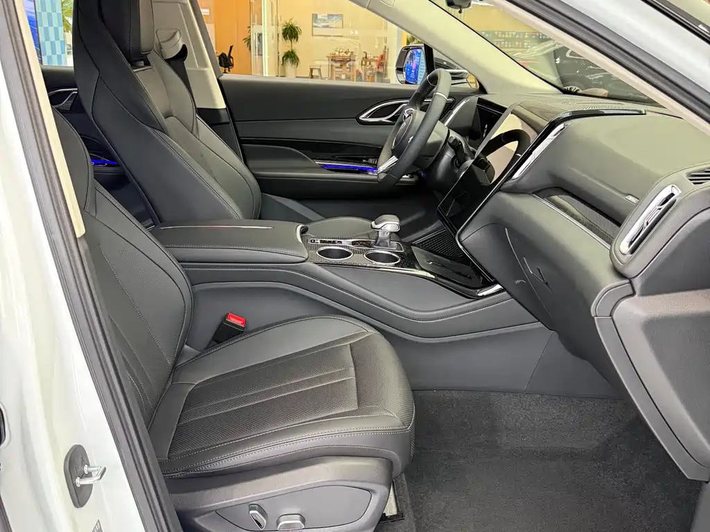 Hongqi HS3 PHEV 2024 115km Jinwei Edition