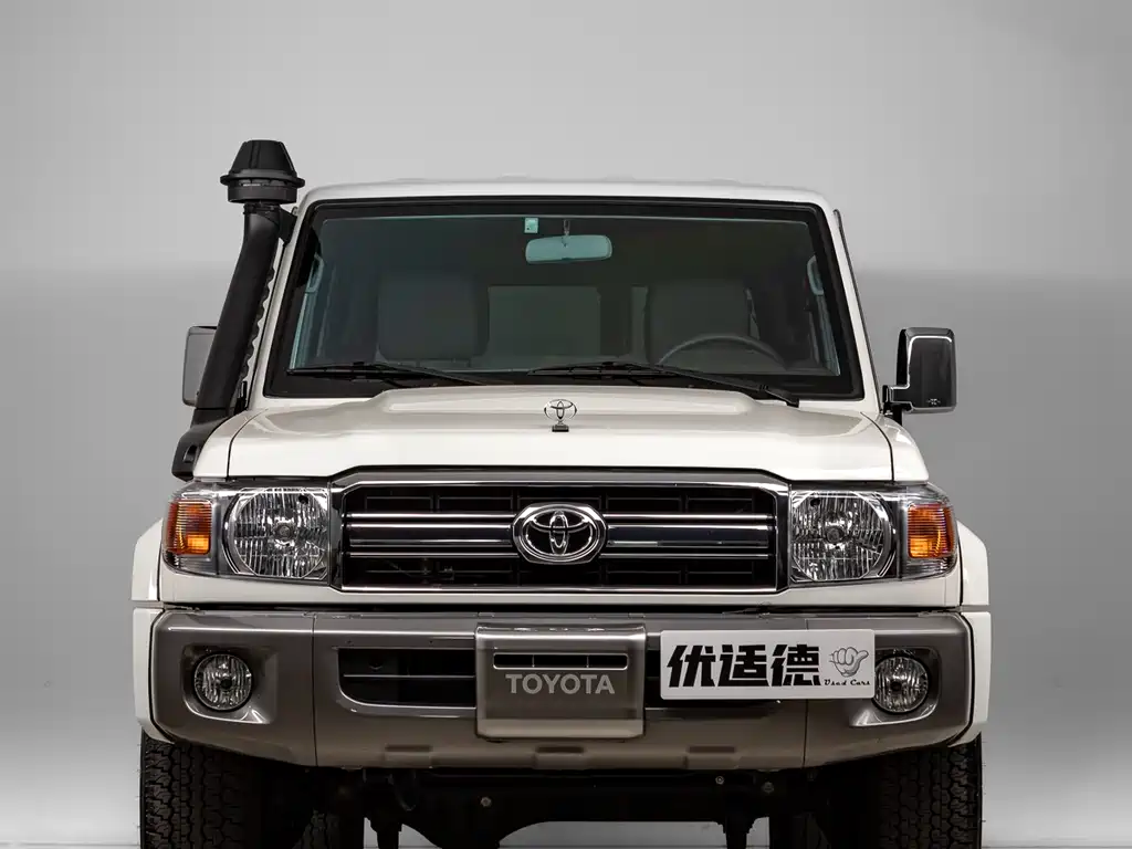 Land Cruiser LC76 2022 4.0L Manual