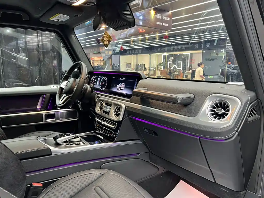 Mercedes-Benz G-Class 2019 G 500