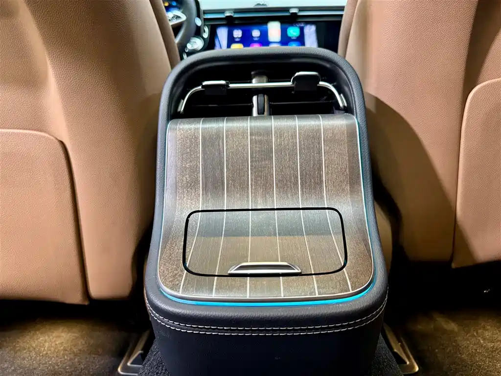 Mercedes-Benz E-Class NEV 2024 E 350 e L Plug-in Hybrid Sedan