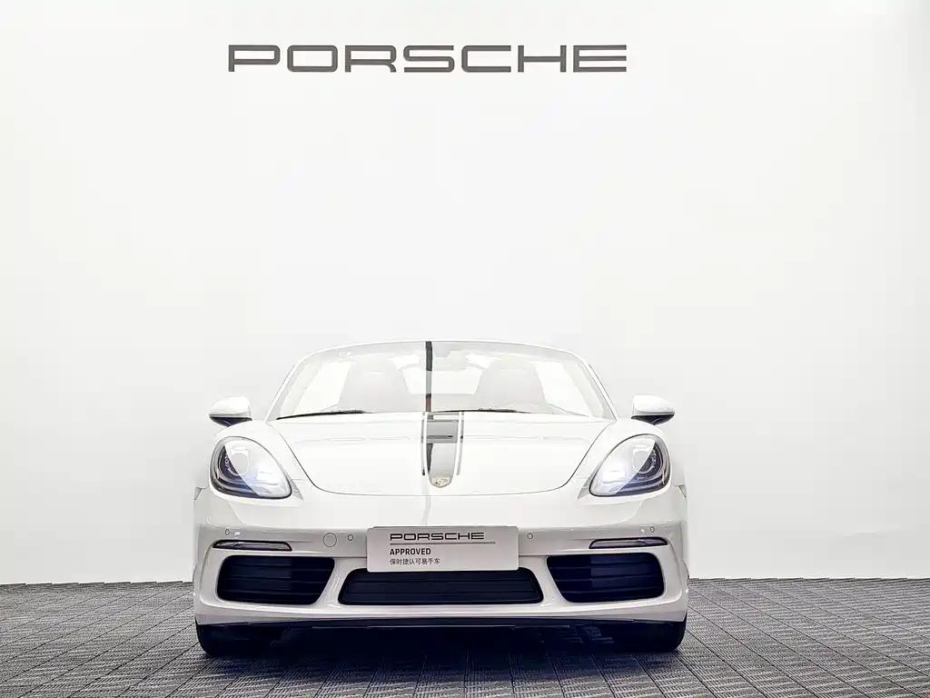 Porsche 718 Boxster 2.0T (2025)